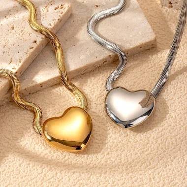 Γυναικείο Ατσάλινο Κολιέ Με Καρδιά – Women’s Steel Necklace