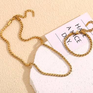 Γυναικείο Ατσάλινο Κολιέ Αλυσίδα – Women’s Steel Necklace