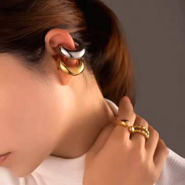 Γυναικεία Ατσάλινα Σκουλαρίκια – Women’s Steel Earrings