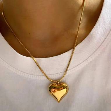 Γυναικείο Ατσάλινο Κολιέ Με Καρδιά – Women’s Steel Necklace