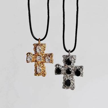 Γυναικείο Ατσάλινο Κολιέ Σταυρός – Women’s Steel Necklace